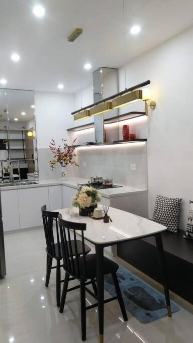 Love Home-Luxuryapart 2Bed-Pool&Sunrise View-5'Trang Tien Huế Ngoại thất bức ảnh